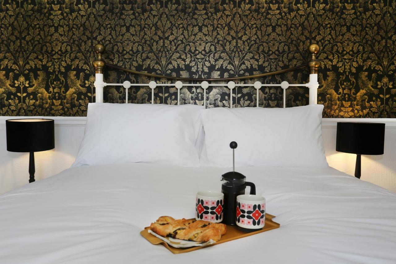 Bed and Breakfast The Bishop And The Bison York Exterior foto